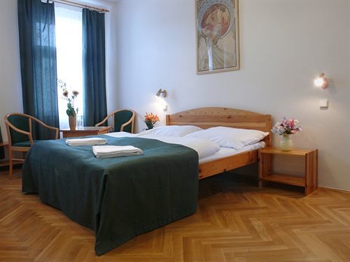 Hotel pensión Prague City 3*