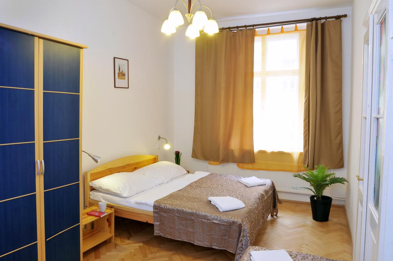 pensión Prague City Hotel